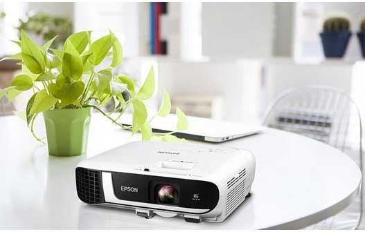 proyektor epson EB-FH52